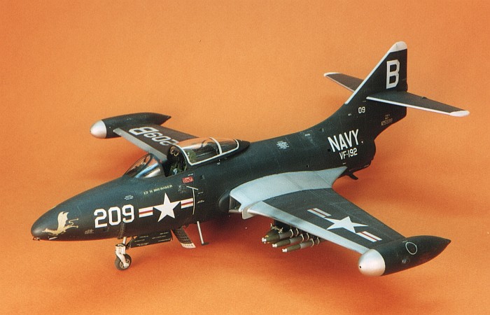 現状品 ホビーマスター Grumman F9F-5 Panthers HOBBYMASTER 1/48