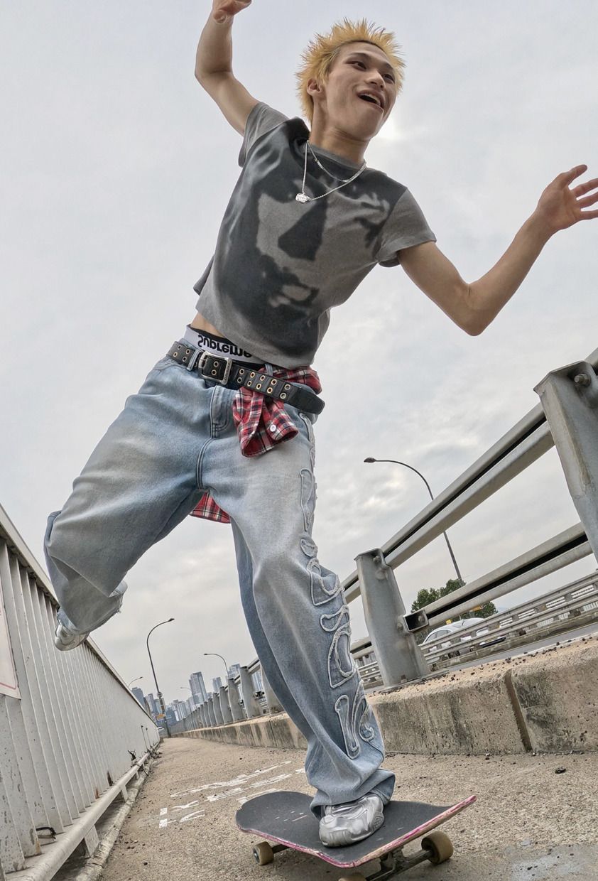 GGUM X DEINET】DENIM PANTS IN BLUE ☆TXT ヨンジュン コラボ (DEINET