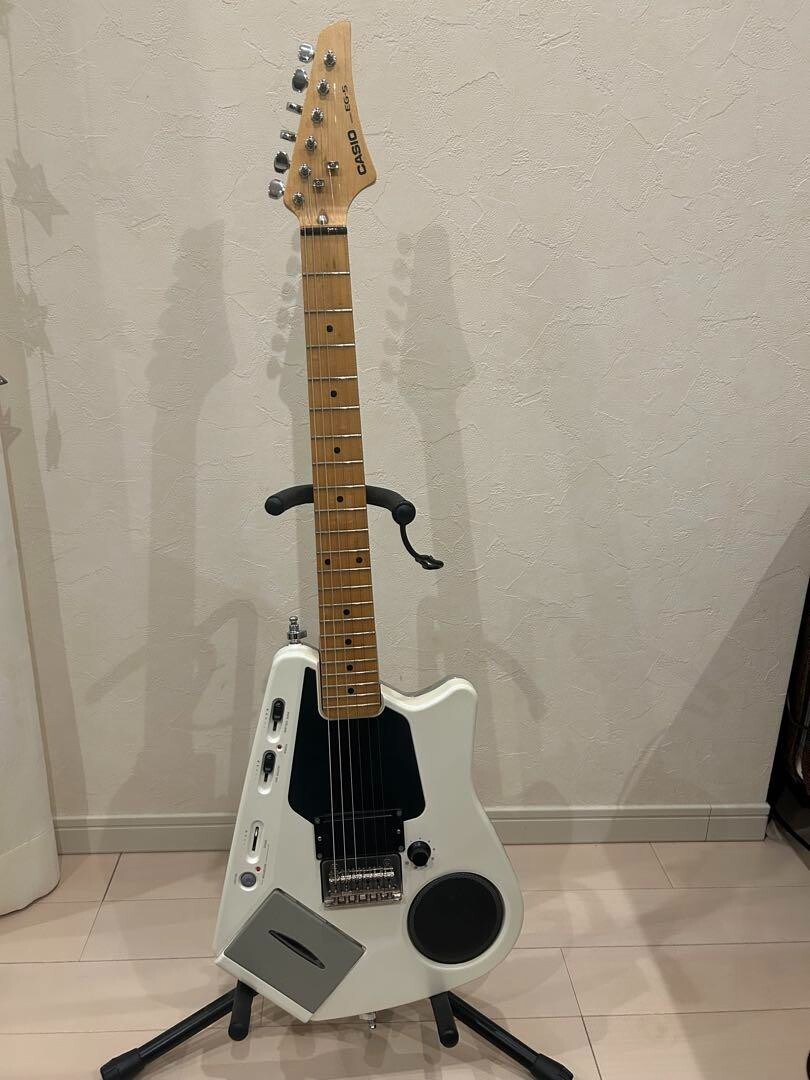 CASIO EG-5 アンプスピーカー内臓 エレキギター CASIO EG-5 エレキ