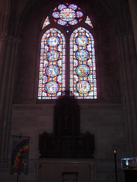 セント・ジョン・ディバイン大聖堂[キャシードラル・オブ・セント