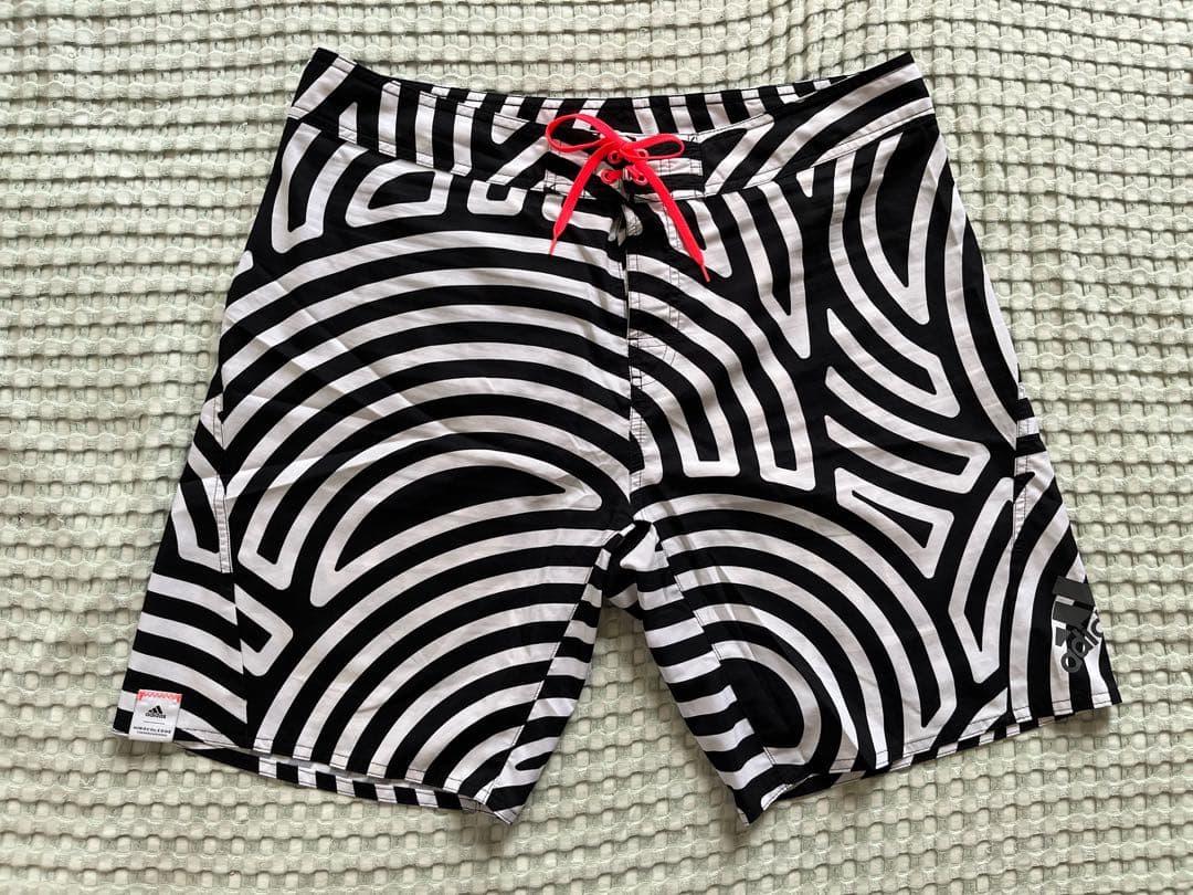 美品　adidas アディダス　HIROCOLEDGE スイムパンツ　XL 美品 adidas アディダス HIROCOLEDGE スイムパンツ XL 美品 adidas