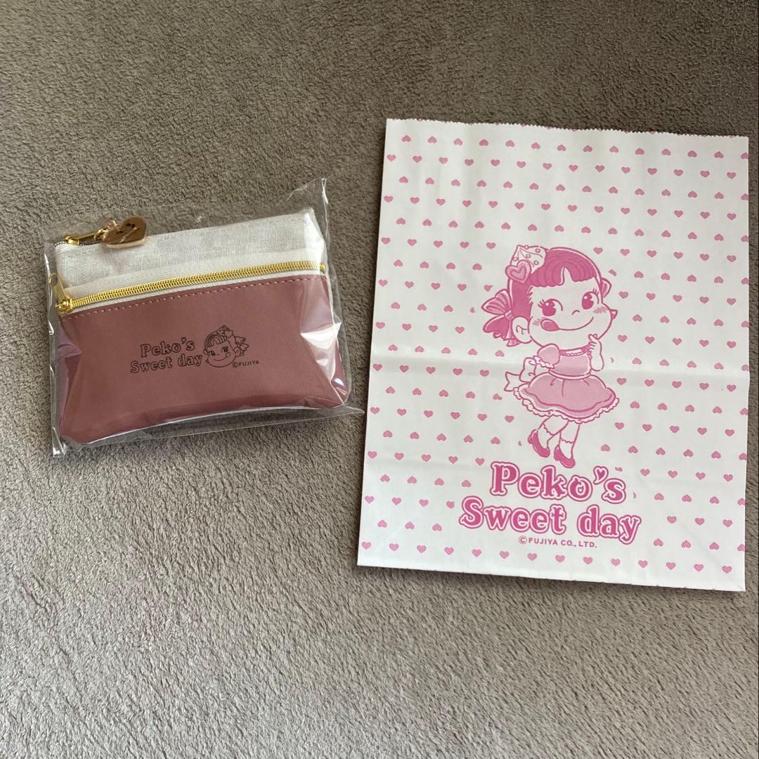 新品】不二家 ペコちゃん バレンタイン ダブルファスナーポーチ - メルカリ