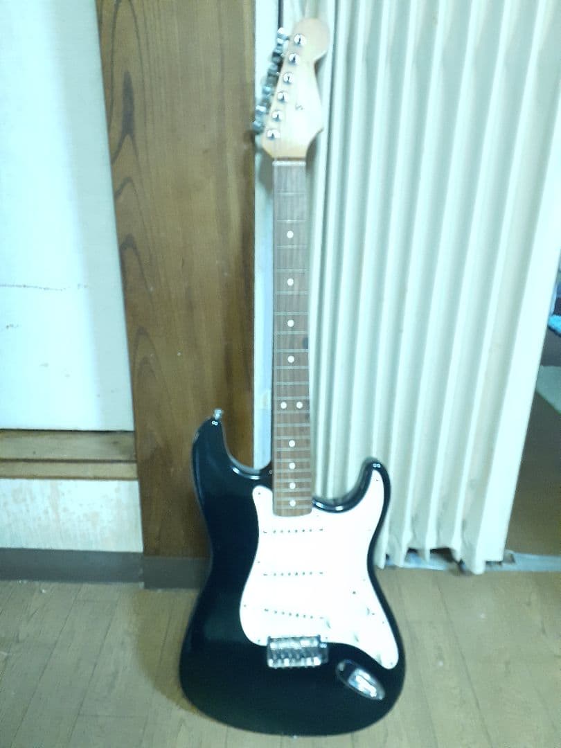 Fender Stratocaster フェンダー エレキギター Fender Made in Japan Hybrid II Stratocaster 3-Color Sunburst