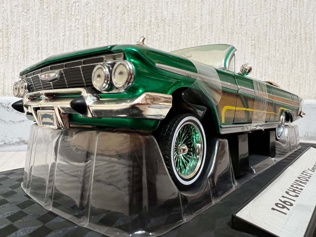 廃番】LOWBEACH 1961CHEVROLET impala conv