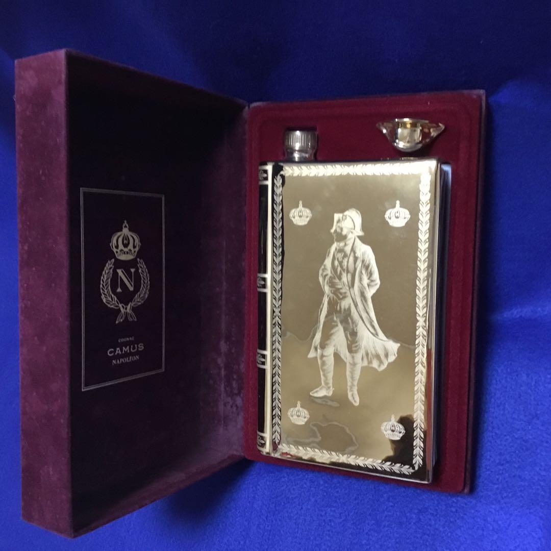 【未開栓】コニャック　カミュ　ブック　ナポレオン　ゴールド 未開栓◇カミュ CAMUS◇ナポレオン ブック型 ゴールド ミニボトル 陶器