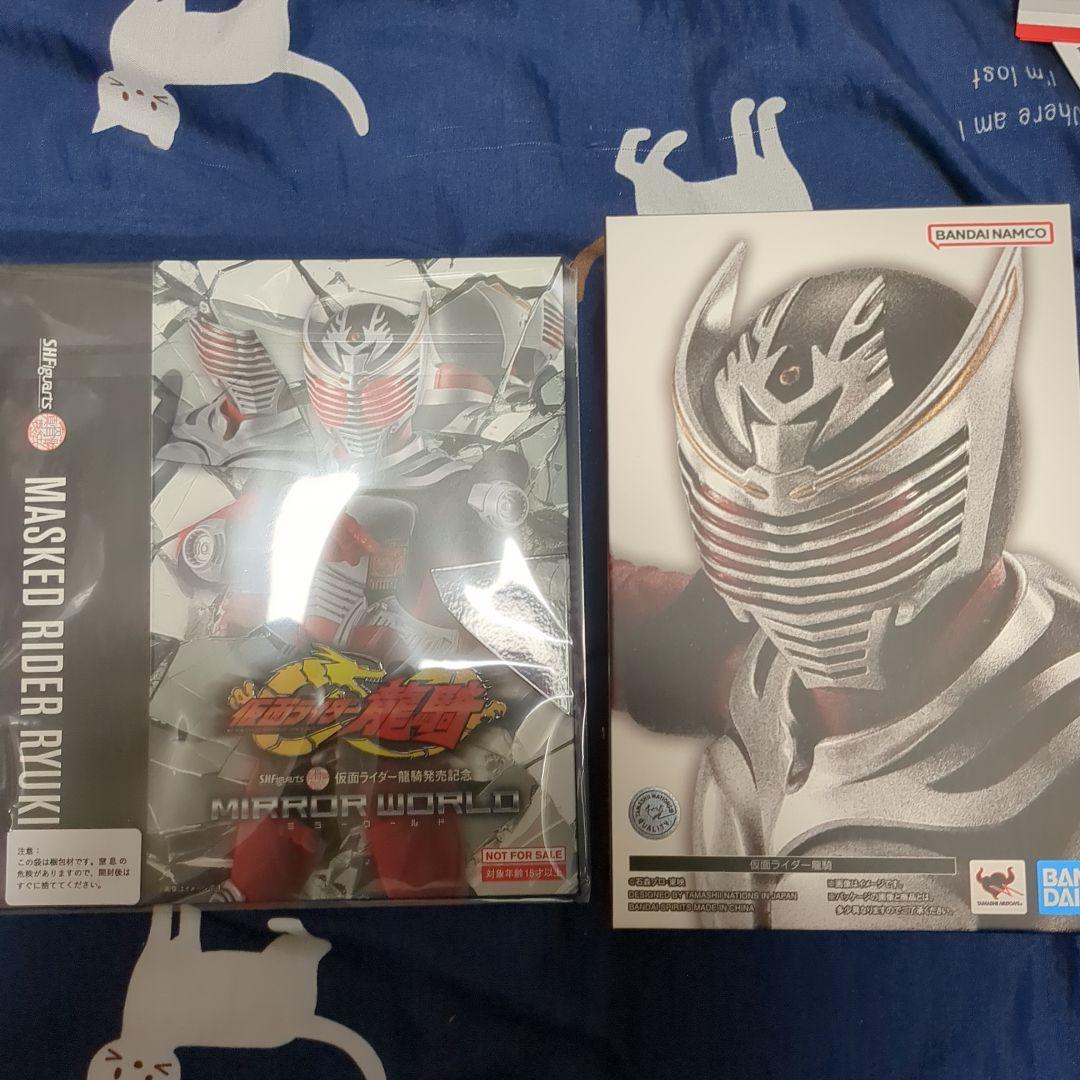 真骨彫　仮面ライダー龍騎　特典スリーブ付き 真骨彫 仮面ライダー龍騎 オリジナルスリーブ付き&アクリル